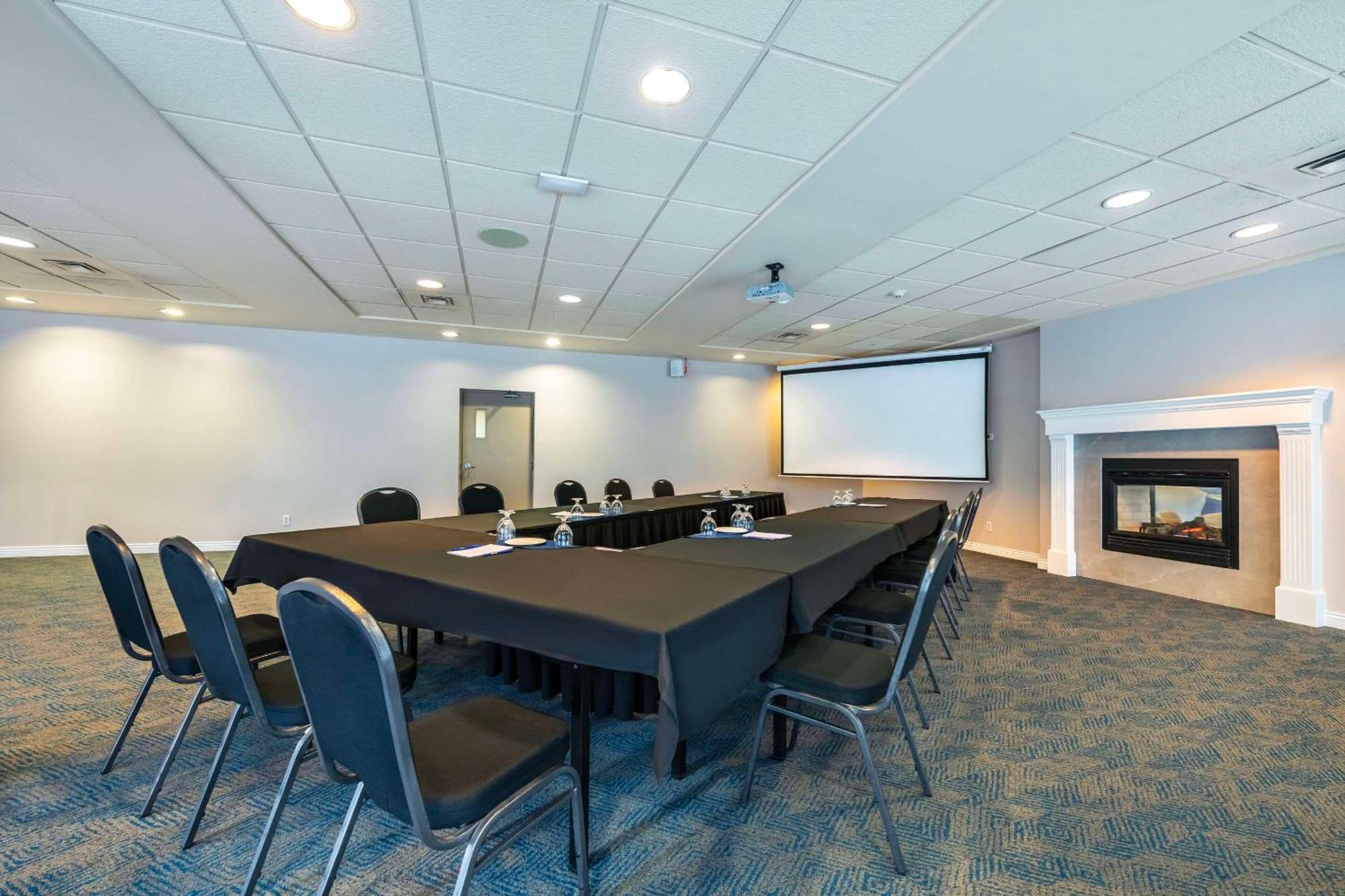 Clarion Hotel & Conference Centre Abbotsford Ngoại thất bức ảnh
